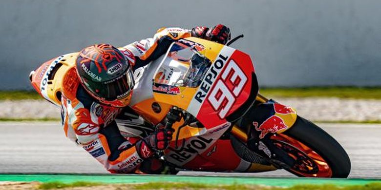 Pada Selasa (16/3/2021), Marc Marquez menjajal Sirkuit Barcelona-Catalunya menaiki motor Honda RC213V-S, motor jalanan yang terinspirasi oleh tunggangannya di dunia MotoGP.