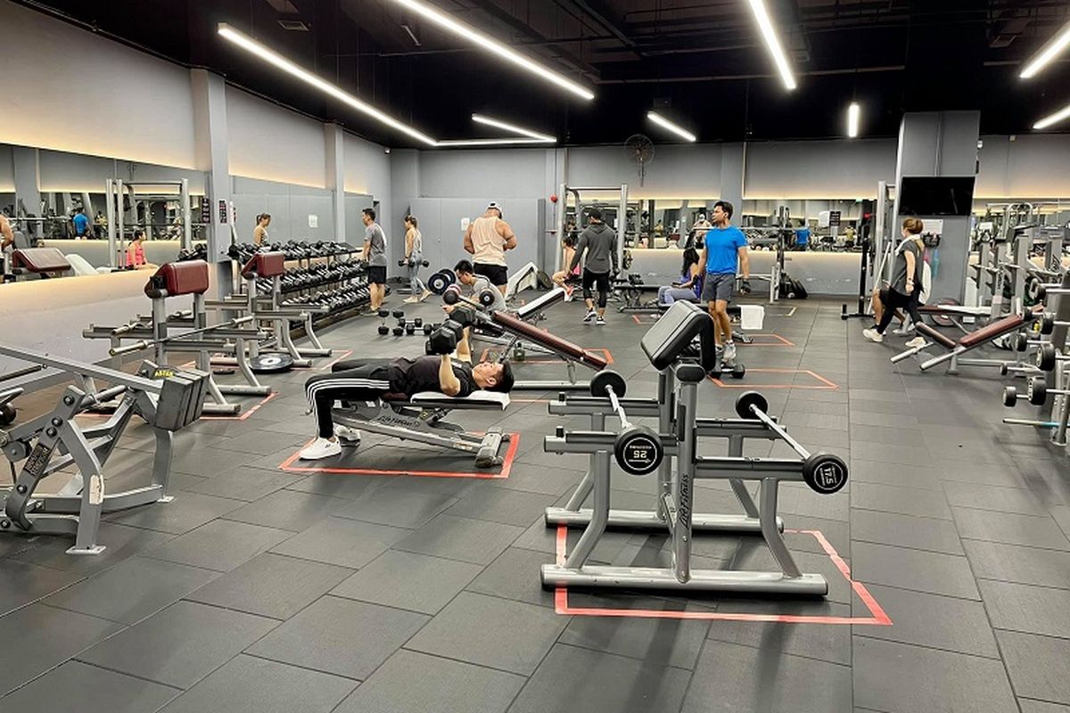 Ilustrasi: Pengunjung gym True Fitness, Millenia Walk, Singapura. 
