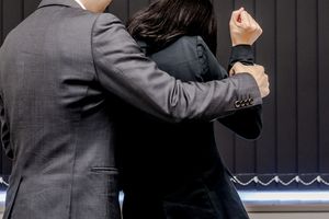 Pengacara Sayangkan Kasus Dugaan Pelecehan Seksual terhadap Istri Ferdy Sambo Seperti Tenggelam