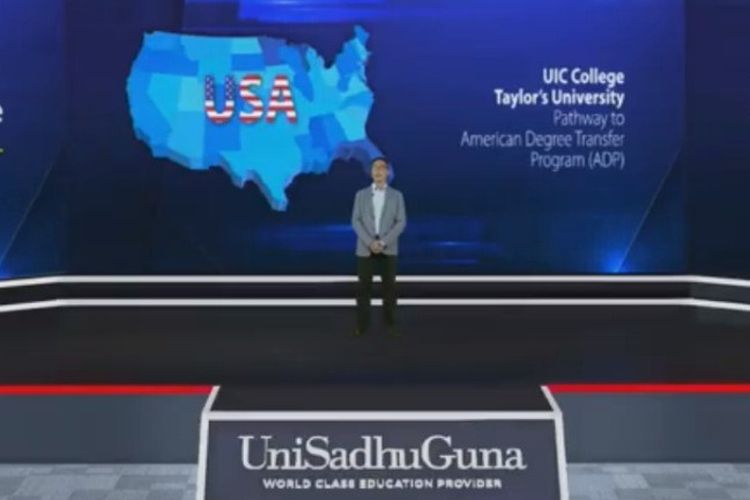 Adhirama Gumay Tusin memberikan sambutan pada peluncuran UIC College - Taylors University American Degree Transfer Program (ADP) Launch Event.