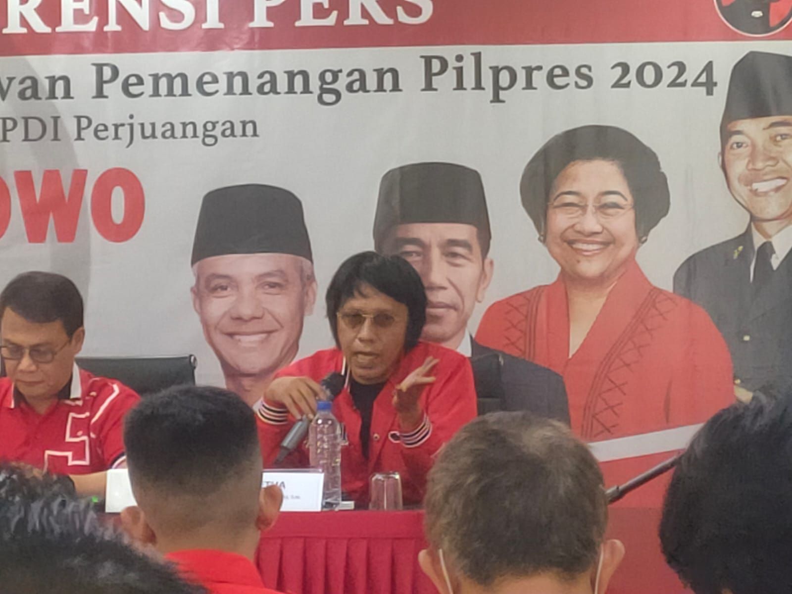 Adian Napitupulu Ungkap Persoalan Jokowi dan PDI-P Bermula dari Ditolaknya Permintaan Presiden 3 Periode