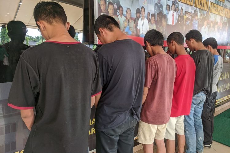 Anggota geng motor yang diduga membunuh seorang pemuda bernama Herly Suprapto di Sunter Agung, Tanjung Priok, Jakarta Utara