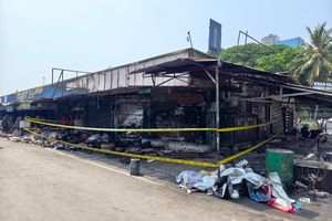 Pantauan Pasar Mobil Kemayoran yang Kebakaran Tadi Malam
