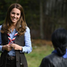 Kate Middleton Tampil Gaya dengan Kemeja Cuma Rp 670 Ribu
