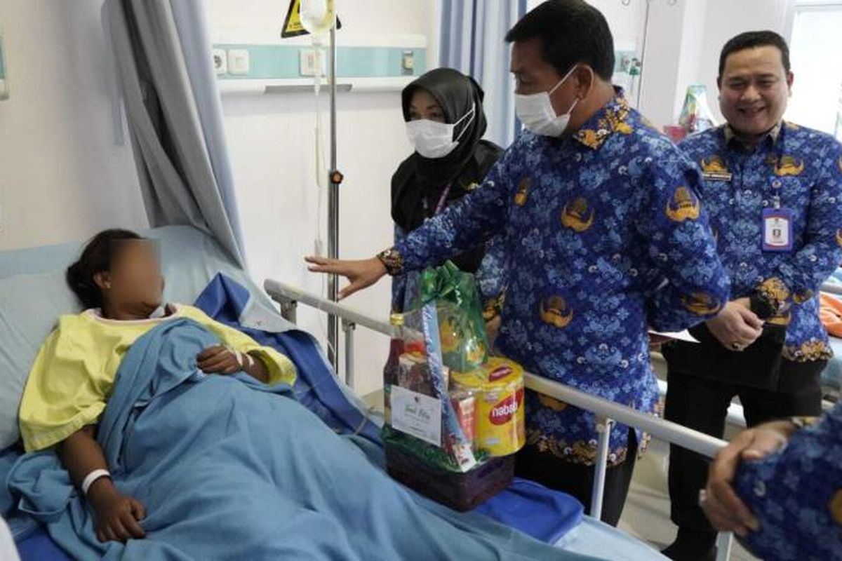 Bupati Tangerang Mochamad Maesyal Rasyid saat melakukan monitoring pelayanan kesehatan di RSUD Balaraja dalam rangka memastikan kesiapan layanan jelang Hari Raya Idul Fitri 1447 H, Selasa (17/3/2026).
