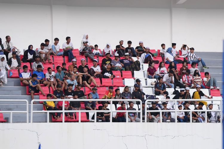 Java United Bagikan 1.350 Tiket Gratis untuk Santri dan Siswa SSB