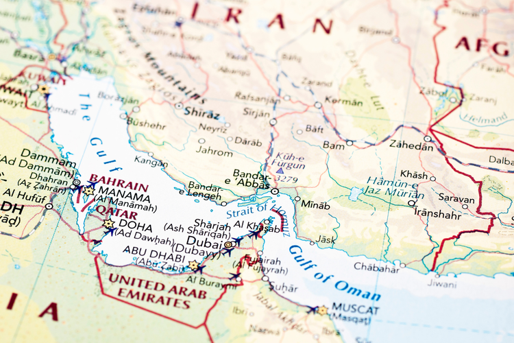 Mengapa Selat Hormuz Sulit Direbut dari Iran?