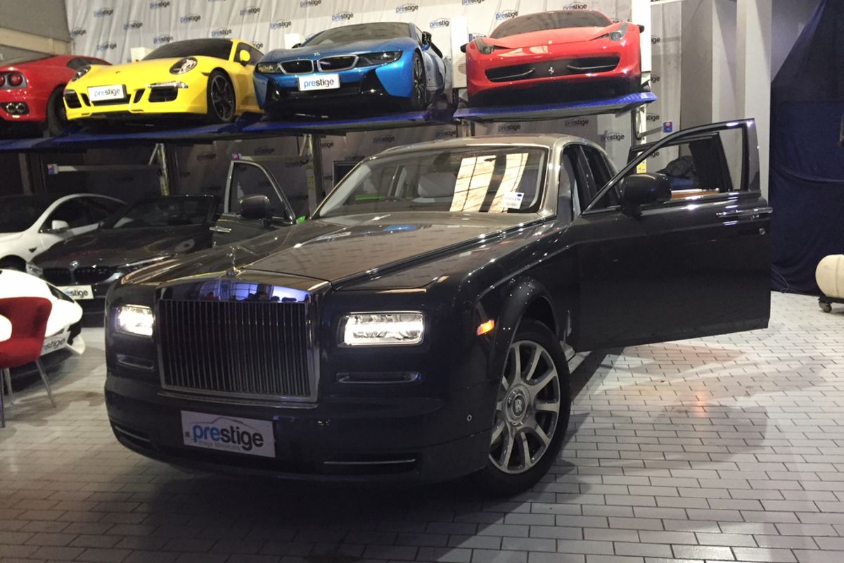 Rolls Royce Phantom Metropilitan cuma ada satu unit di Indonesia.