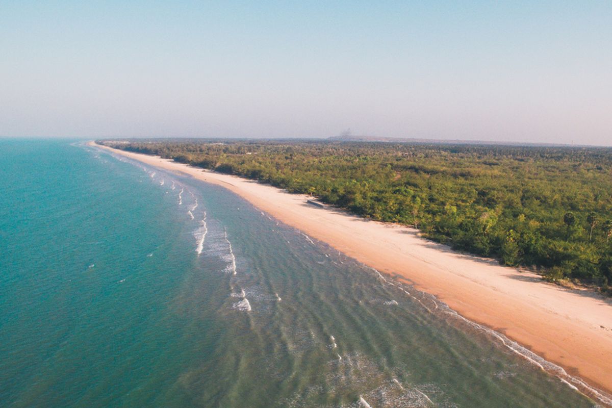 Pantai Lombang di Sumenep: Daya Tarik, Harga Tiket, dan Rute Pantai Lombang di Sumenep: Daya Tarik, Harga Tiket, dan Rute