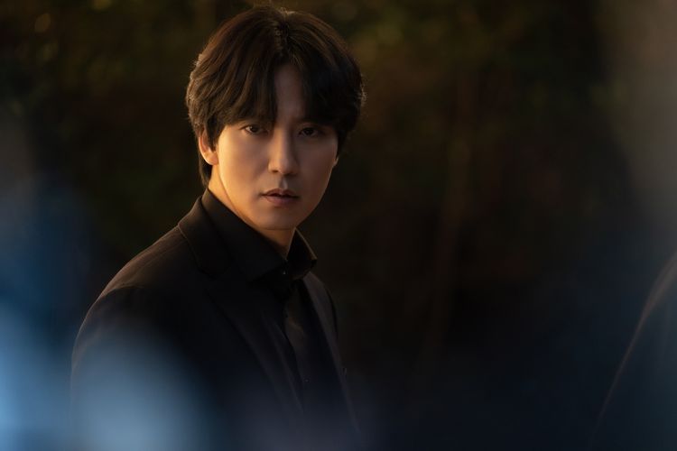 Aktor Kim Nam Gil dalam drama Island, yang akan ditayangkan di Prime Video mulai akhir Oktober 2022.