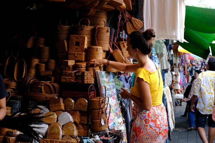 Ilustrasi wisatawan mancanegara di Bali.