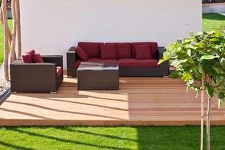 Dengan luas terbatas, pemanfaatan lahan untuk taman tentunya menjadi lebih sedikit. 