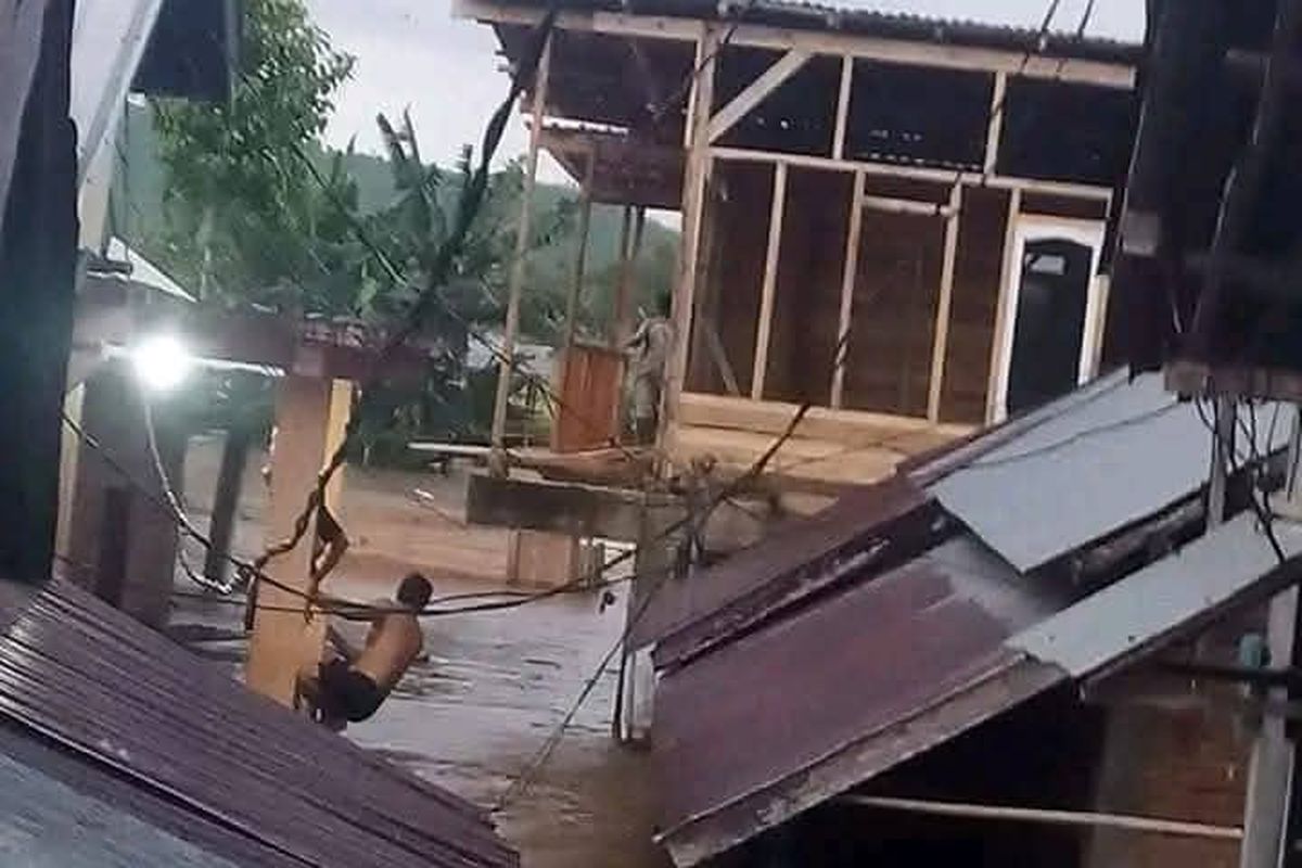 Banjir Besar di Dompu NTB, Rumah Hanyut dan Warga Mengungsi