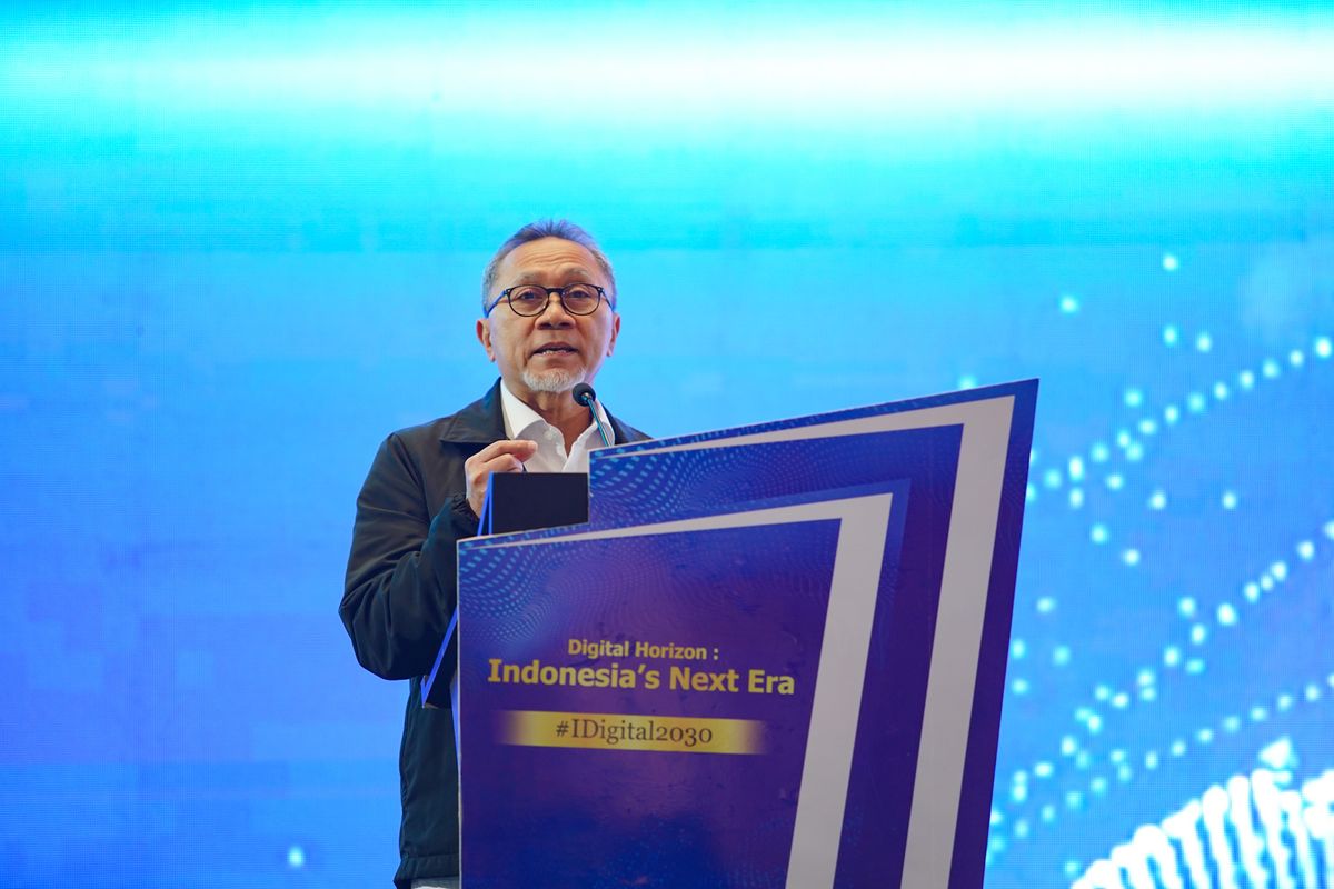 Mendag Zulhas hadiri peluncuran Buku Putih Strategi Nasional Pengembangan Ekonomi Digital 2030 di Jakarta, Rabu (6/12/2023).