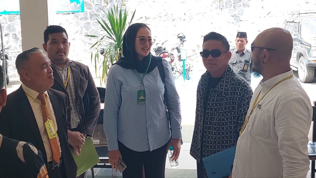 Kabulkan Permintaan Cerai, Majelis Hakim Tolak Gugatan Nafkah Rp 800 Juta Catherine Wilson ke Idham Mase