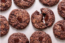 Resep Cookies Brownies Cokelat Meleleh, Ide Jualan Kue Kering Kekinian
