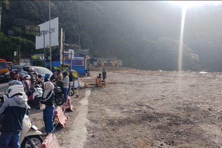 Pedagang Puncak Pass Berharap Relokasi Setelah Penggusuran, Pemkab: Kita Tak Bicara ke Arah Sana