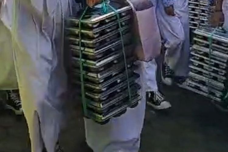 Siswa SMP Dayeuhkolot Kembalikan MBG yang Diduga Basi, Dapur SPPG Citereup Ditutup Sementara