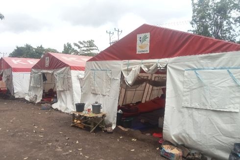 Ratusan Pengungsi Erupsi Lewotobi Kembali ke Rumah meski Status Gunung Masih Siaga