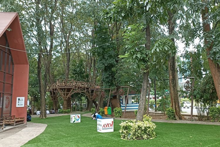 Taman Bambu di Kota Tangerang, Banten