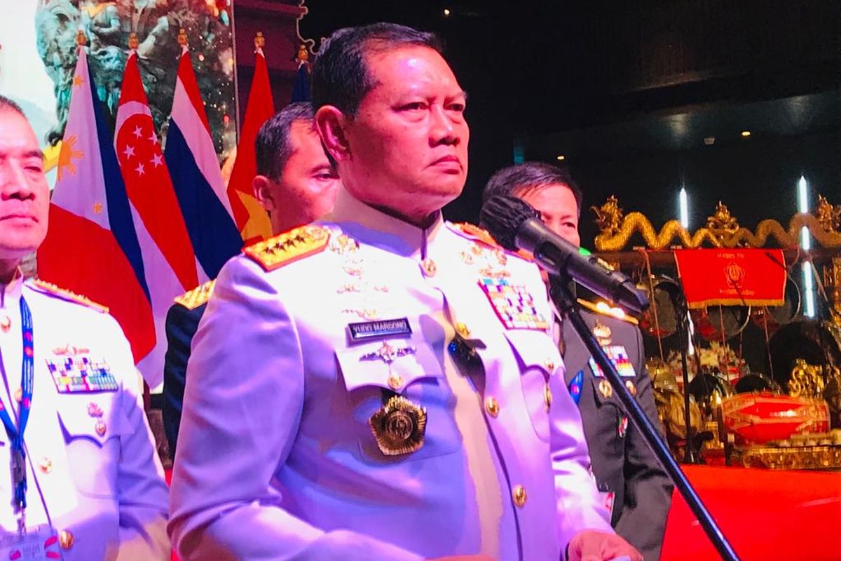 Panglima TNI Laksamana Yodu Margono saat konferensi pers dalam acara di sela-sela acara ASEAN Chiefs of Defence Force Meeting (ACDFM) ke 20 tahun 2023 di Nusa Dua, Kabupaten Badung, Provinsi Bali, pada Rabu (7/6/2023). Kompas.com/ Yohanes Valdi Seriang Ginta