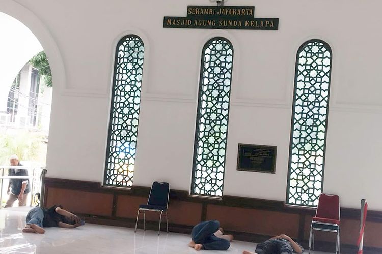 Serambi Jayakarta Masjid Agung Sunda Kelapa, Menteng, Jakarta Pusat, Selasa (13/2/2024).