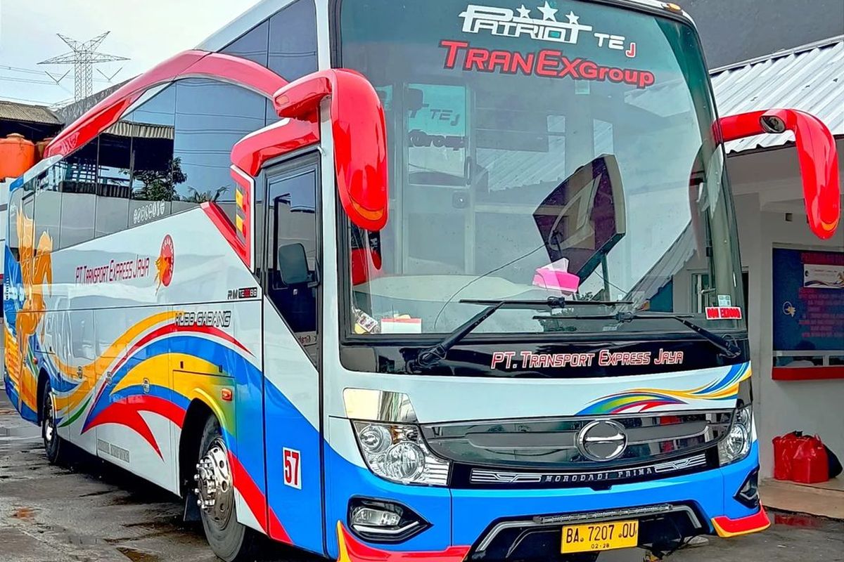 Bus baru PO Transport Express Jaya 