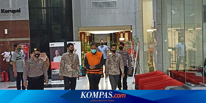 Asisten Hakim Agung Edy Wibowo Divonis 4,5 Tahun Penjara