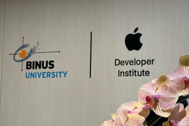 Apple Developer Institute.