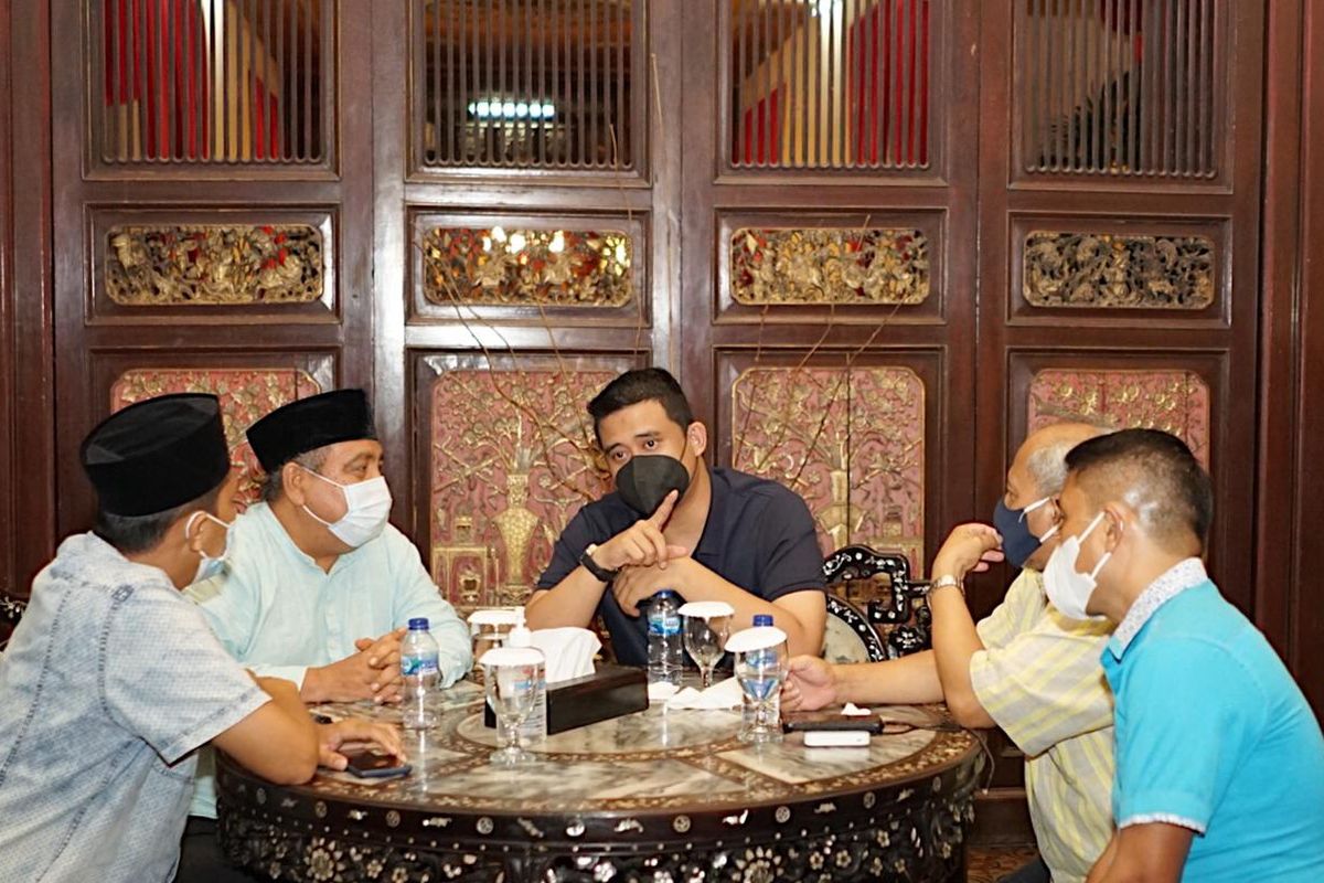 Wali Kota Medan Bobby Nasution berdialog dengan pimpinan organisasi pers Sumatera Utara, Jumat (16/4/2021)