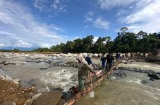 Perjuangan Ibu di Sumbar Terus Peluk Anak Saat Terseret Banjir Bandang