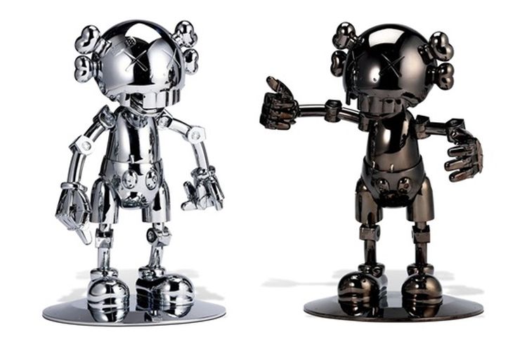 KAWS x Hajime Sorayama 'No Future Companion'