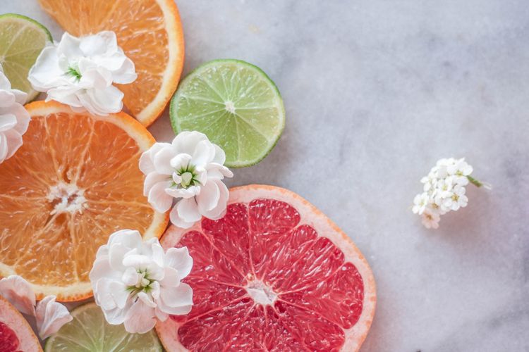 Ilustrasi aroma citrus dan white flower