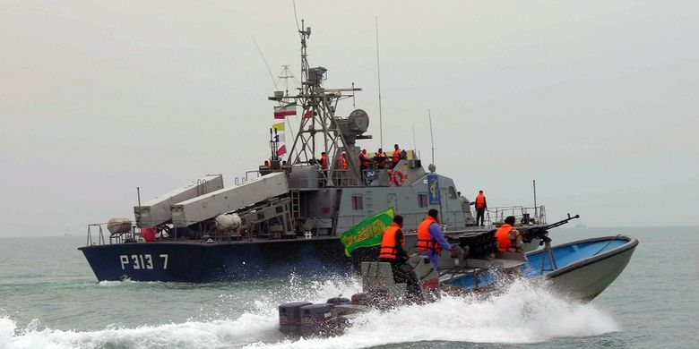 Unjuk Gigi, Iran Gelar Latihan Militer Skala Besar di Laut Kaspia - Vimarsana News