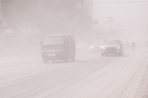 Setelah Kena Hujan Abu Vulkanik, Wiper Mobil Sebaiknya Diganti