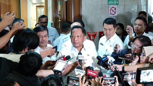 Pemerintah Kembalikan ke DPR soal Jadwal Pilkada Pasca Putusan MK