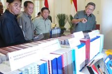 212 Album Foto SBY di Antara 2.000-an Kumpulan Dokumen 10 Tahun Pemerintahannya