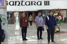 Momen "Indonesia Raya" Berkumandang di Gedung DPR, Pegawai dan Tamu Langsung Berdiri Sikap Sempurna