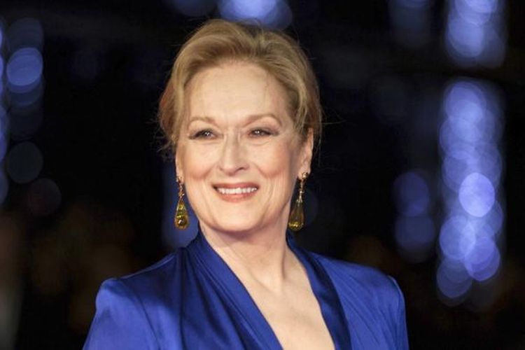 Aktris Meryl Streep menghadiri pemutaran perdana Suffragette di London, Inggris, pada 7 Oktober 2015. The Hollywood Foreign Press Association mengumumkan Streep akan mendapatkan Cecil B DeMille Award pada malam penghargaan Golden Globe yang akan digelar pada 8 Januari 2017 mendatang.