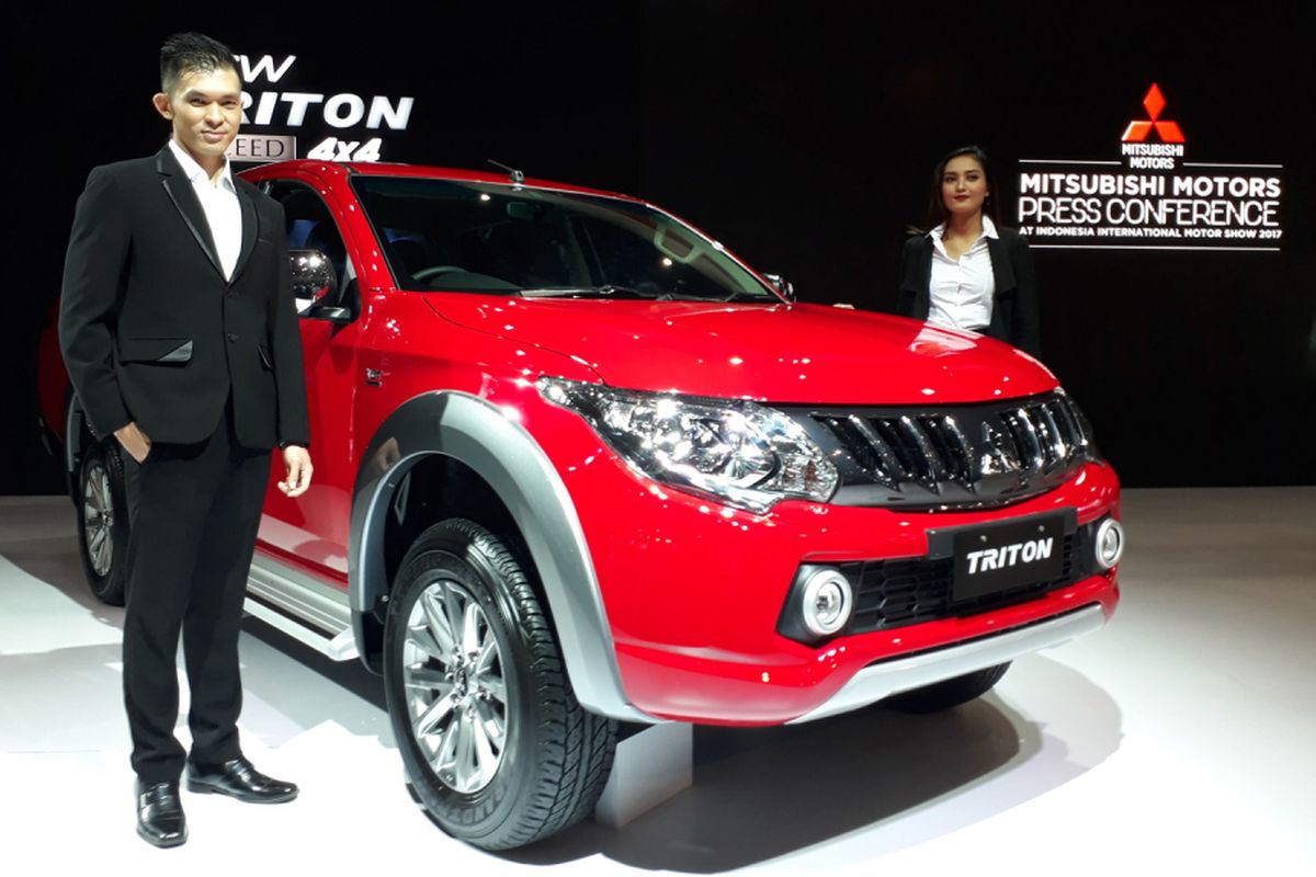 Mitsubishi meluncurkan pikap Triton dengan ubahan penyegaran di IIMS 2017.