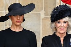 Momen Emosional Meghan Markle Berlinang Air Mata Saat Pemakaman Ratu Elizabeth II