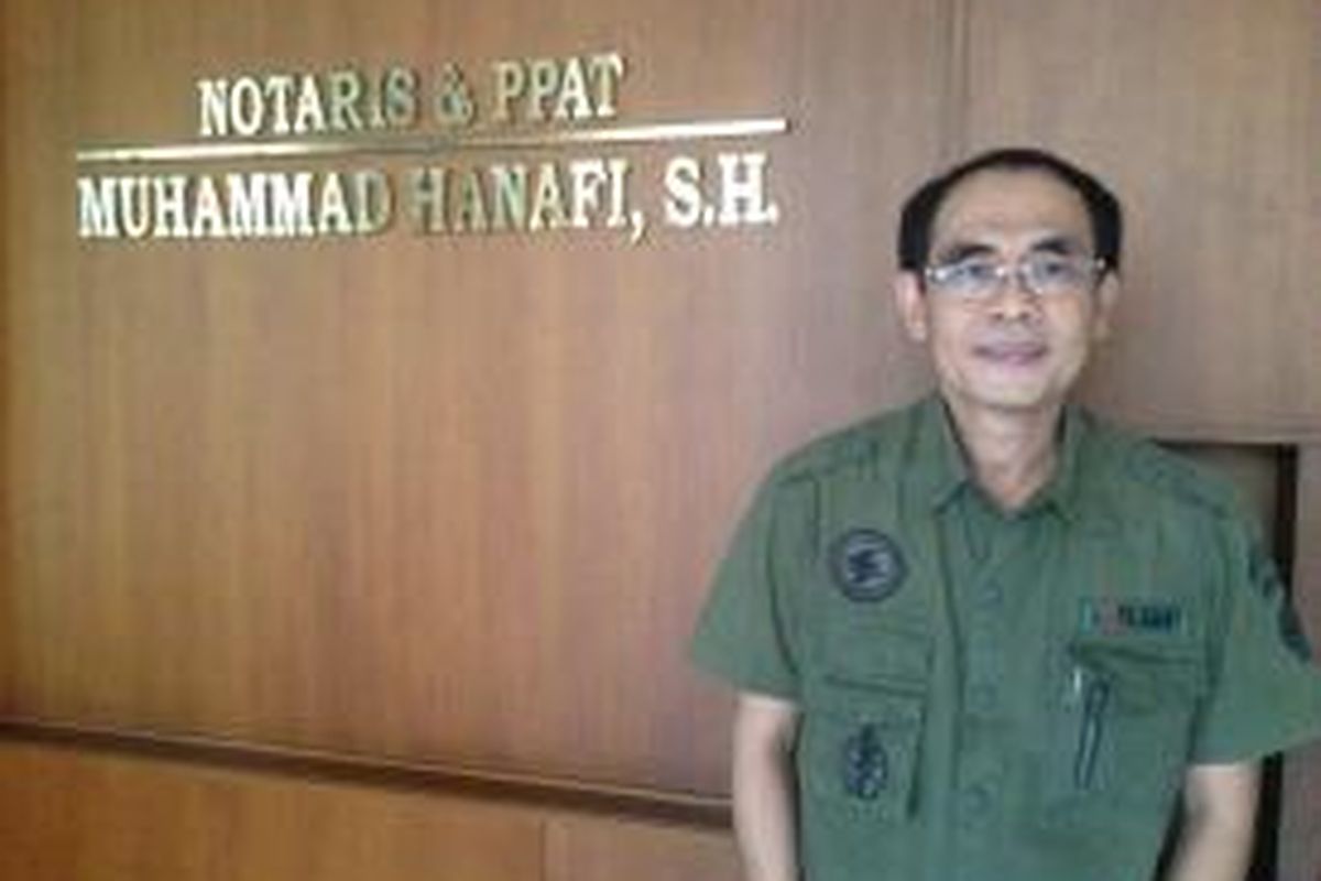 Notaris PT Adiperkasa Citra Lestari, Muhammad Hanafi di Kantornya, Jakarta Selatan, Jumat (13/2/2015).