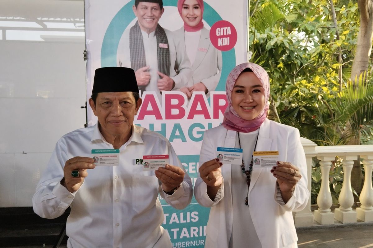 Pasangan calon gubernur dan wakil gubernur Jawa Barat nomor urut 1 Acep Adang -Gitalis Dwi Natarina.