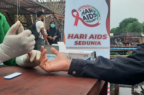 Cerita Bidan Neni Mendadak Bantu Persalinan Ibu ODHA, Bayi yang Dilahirkan Negatif HIV