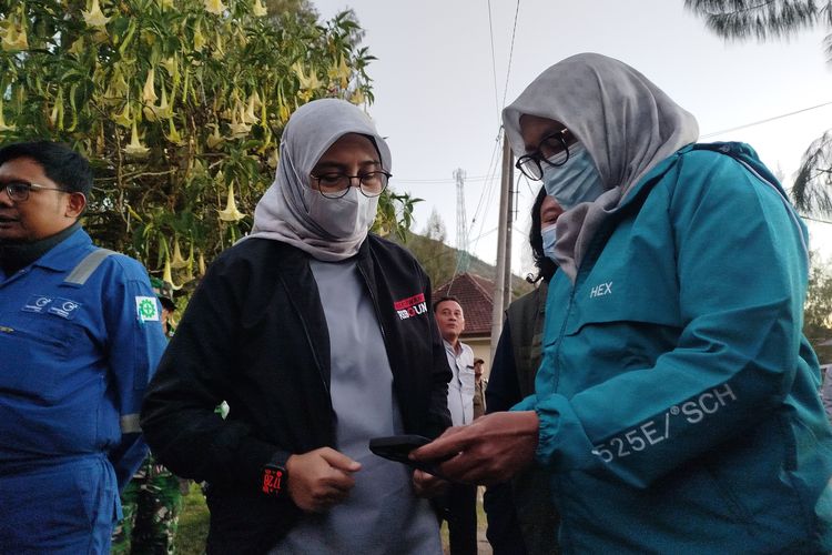 Puluhan Titik Api Terdeteksi di Kawah Ijen, Bupati Banyuwangi Ajukan Helikopter Water Bombing