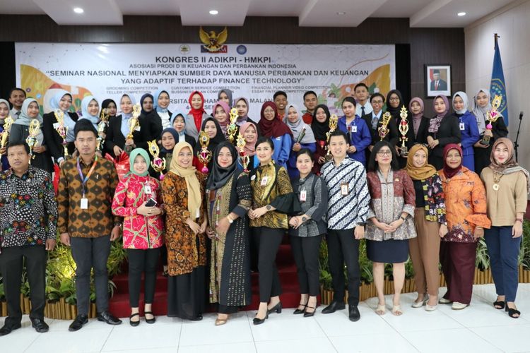 Vokasi Ui Raih Juara Voice Nasional 2019