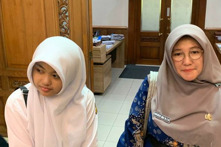 Buat Sketsa Wajah Prabowo, Siswi SMP di Solo Dapat Beasiswa Penuh hingga Kuliah