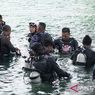 Saat 78 Penyelam Diterjunkan Angkat 3 Ton Sampah dari Teluk Ambon