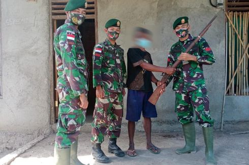 Warga Perbatasan Indonesia-Timor Leste Ramai-ramai Serahkan Senjata Api Rakitan ke TNI, Jumlahnya 10 Pucuk