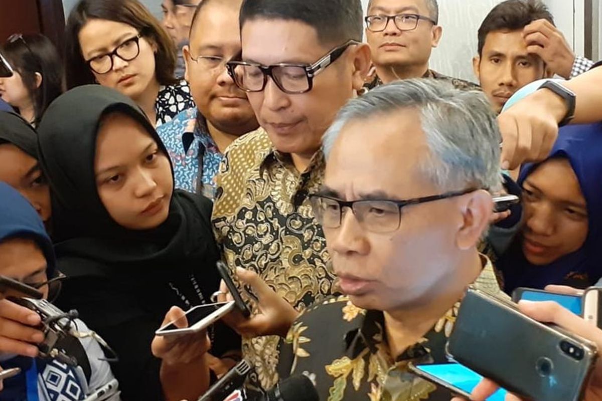 Ketua Dewan Komisioner Otoritas Jasa Keuangan (OJK) Wimboh Santoso menjabarkan tentang fintech di Main Hall Bursa Efek Indonesia, Jakarta, Selasa (17/7/2019).